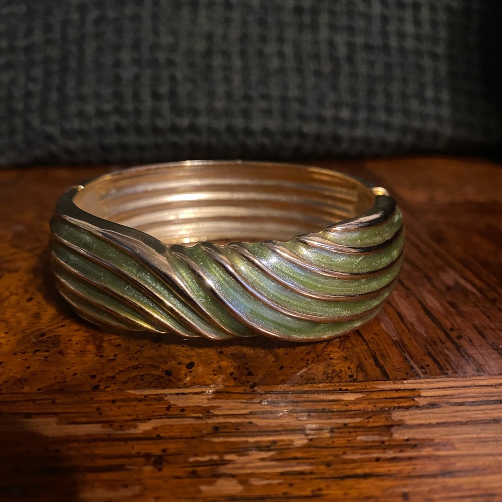 Elegant Vintage Green Enamel and Gold Clamper Bangle Bracelet